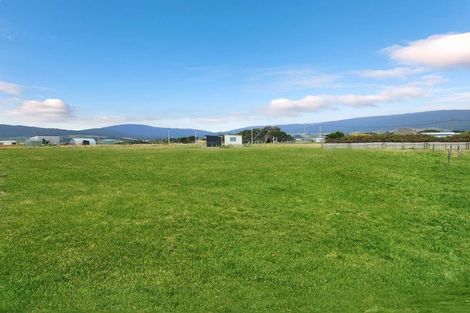 Photo of property in 37 Surrey Street, Orepuki, Riverton, 9881