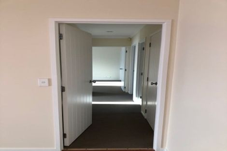 Photo of property in 16 Aviara Court, Northpark, Auckland, 2013