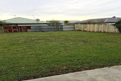 Photo of property in 35 Basingstoke Street, Aranui, Christchurch, 8061