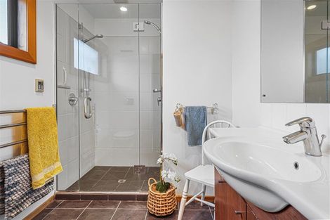 Photo of property in 115 Nayland Street, Sumner, Christchurch, 8081