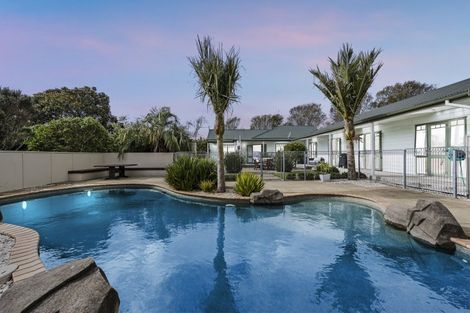 Photo of property in 484 Corbett Road, Lepperton, New Plymouth, 4373