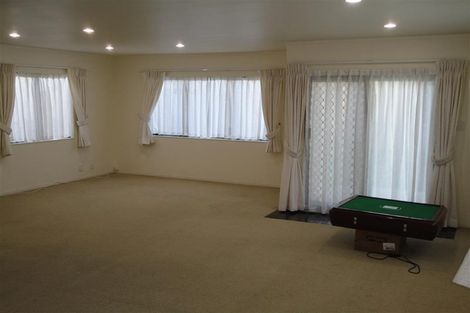 Photo of property in 37a Miro Street, New Lynn, Auckland, 0600