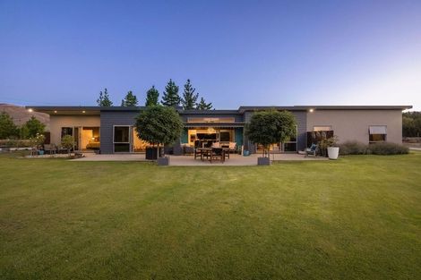 Photo of property in 129 Bannockburn Road, Cromwell, 9384