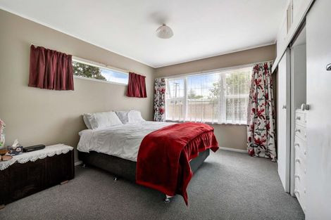 Photo of property in 1 Regan Street, Stratford, 4332