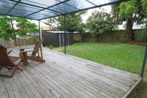 Photo of property in 82 Parrs Cross Road, Henderson, Auckland, 0612