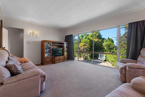 Photo of property in 53 Grand Vue Road, Kawaha Point, Rotorua, 3010