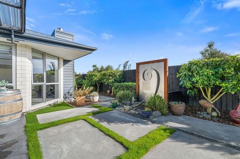 Photo of property in 16 Cassini Place, Leeston, 7632