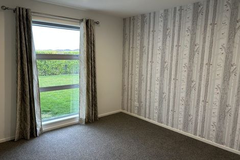 Photo of property in 24 Burnham School Road, Rolleston, 7614