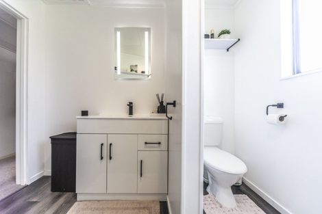 Photo of property in 32b Somerset Crescent, Highbury, Palmerston North, 4412