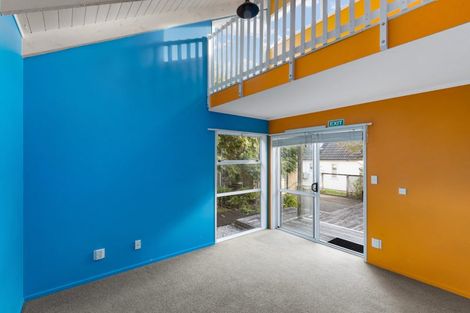 Photo of property in 54 Walton Street, Red Beach, 0932