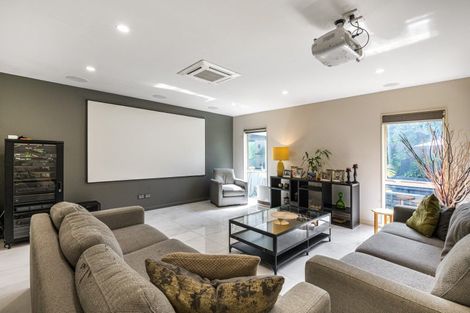 Photo of property in 29 Schopolo Place, Schnapper Rock, Auckland, 0632