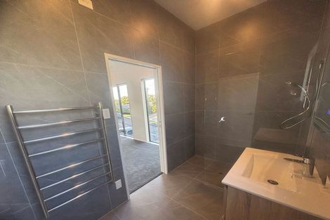 Photo of property in 110 Canongate Street, Birkdale, Auckland, 0626