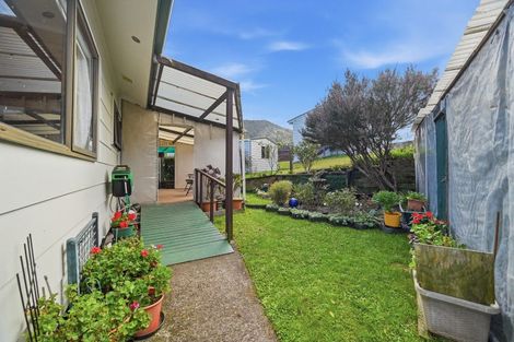 Photo of property in 3a Jet Place, Pukehangi, Rotorua, 3015