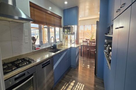 Photo of property in 211 Sturges Road, Henderson, Auckland, 0612
