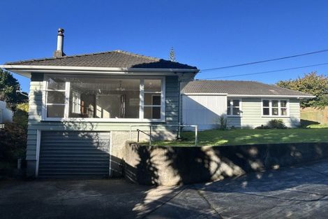 Photo of property in 9 Bluegum Road, Paraparaumu Beach, Paraparaumu, 5032