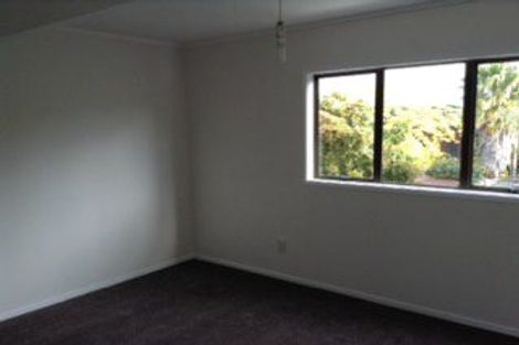 Photo of property in 1/38 Curacao Place, Half Moon Bay, Auckland, 2012