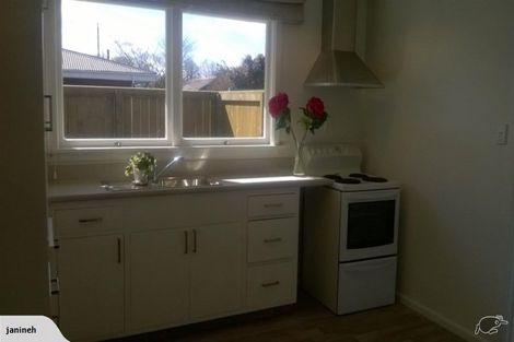 Photo of property in 4/9 Curletts Road, Sockburn, Christchurch, 8042
