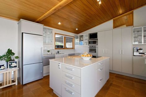 Photo of property in 289 Waitaha Road, Welcome Bay, Tauranga, 3112