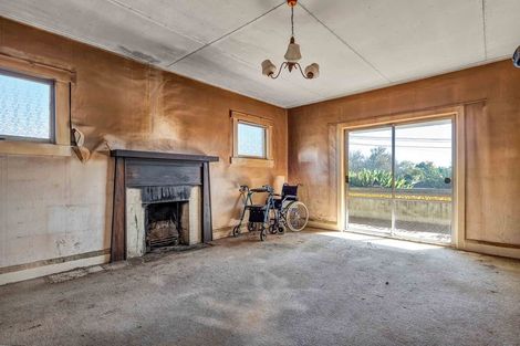 Photo of property in 24 Rimu Street, Strandon, New Plymouth, 4312