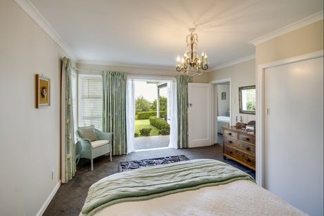 Photo of property in 20 Tauroa Road, Havelock North, 4130