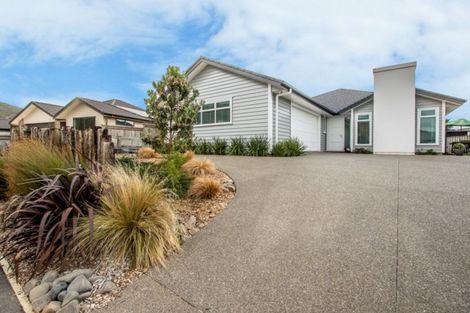 Photo of property in 37 Waipunahau Road, Waikanae, 5036