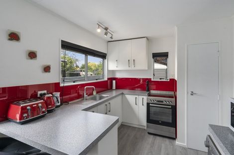 Photo of property in 127 Apollo Parade, Milson, Palmerston North, 4414