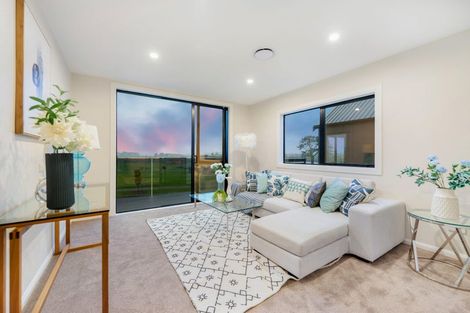 Photo of property in 45 Evergreen Parade, Rosehill, 2113