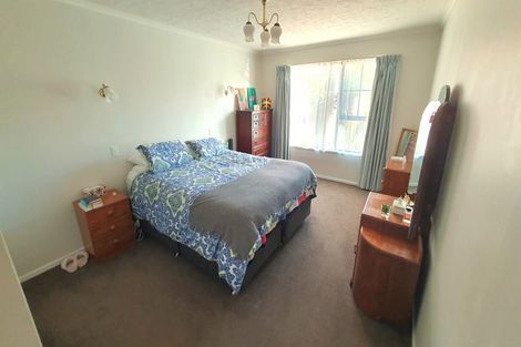 Photo of property in 3 Greystoke Lane, Avonhead, Christchurch, 8042