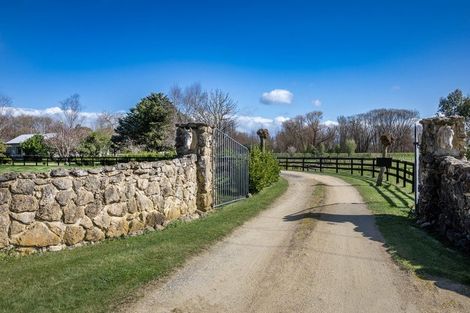 Photo of property in 2966 State Highway 2, Waipukurau, 4281