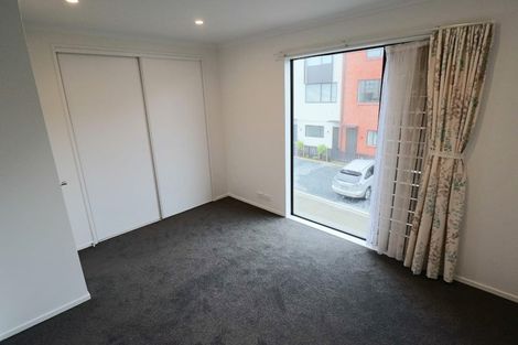 Photo of property in 9 Rangitamiro Place, Hobsonville, Auckland, 0616