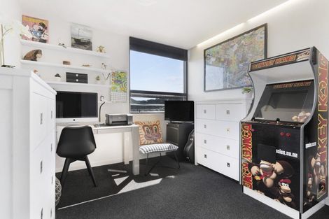 Photo of property in 20a Montgomery Avenue, Karori, Wellington, 6012