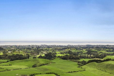 Photo of property in 130 Hurworth Road, Hurworth, New Plymouth, 4371