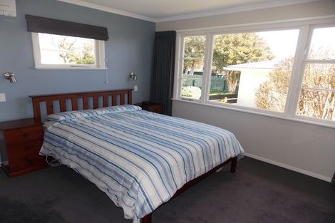 Photo of property in 60 College Street, Awapuni, Palmerston North, 4412