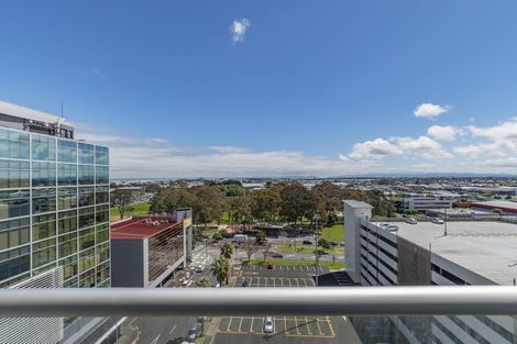 Photo of property in 909/17 Osterley Way, Manukau, Auckland, 2104