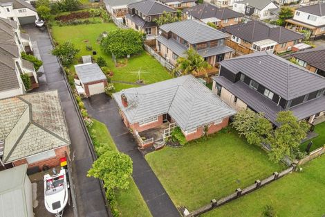 Photo of property in 134 Wellington Street, Howick, Auckland, 2014