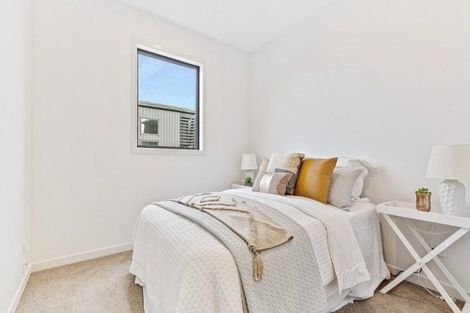 Photo of property in 2/38 Jane Maree Road, Kumeu, 0810
