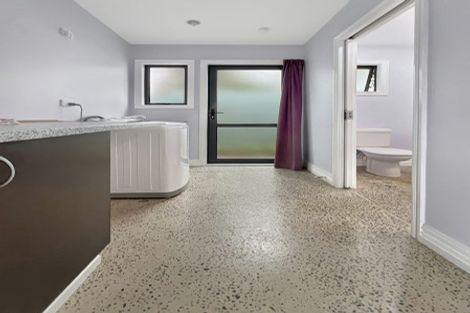 Photo of property in 10 Pohutukawa Avenue, Kaiaua, Pokeno, 2473