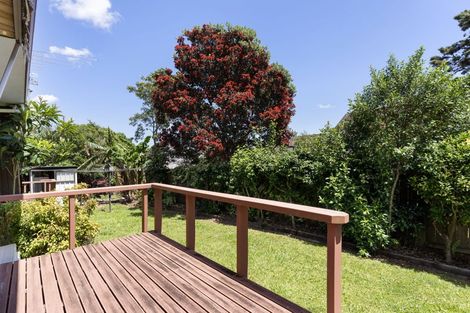 Photo of property in 2/79 Aberfeldy Avenue, Highland Park, Auckland, 2010
