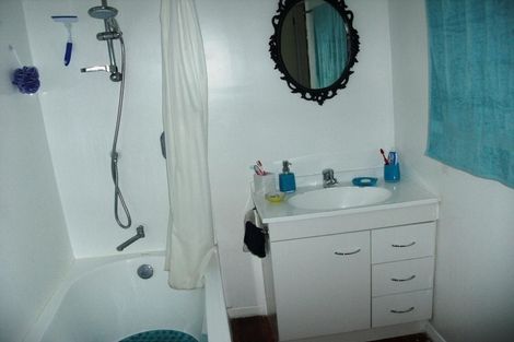 Photo of property in 18 Maire Street, Levin, 5510