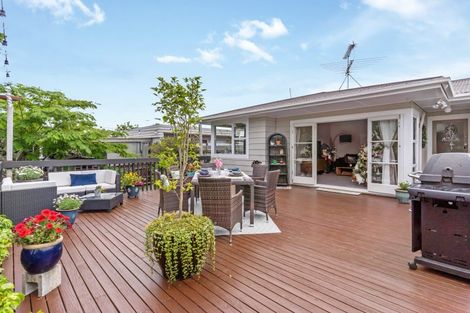Photo of property in 1/33 O'donn Avenue, Beach Haven, Auckland, 0626
