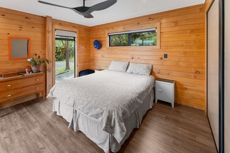 Photo of property in 127 Queen Charlotte Drive, Havelock, Picton, 7281