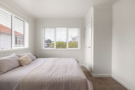 Photo of property in 16 Robinson Street, Cambridge, 3434