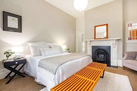 Photo of property in 12 Tinakori Road, Thorndon, Wellington, 6011