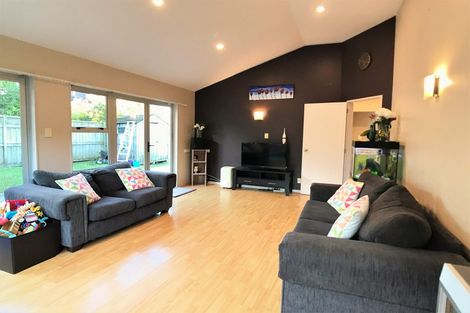 Photo of property in 10 Olwyn Place, Greenhithe, Auckland, 0632