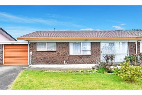 Photo of property in 83b Great South Road, Manurewa, Auckland, 2102