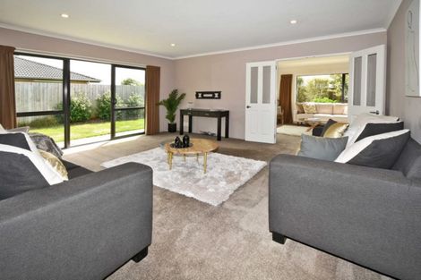 Photo of property in 2 Kandinsky Close, Rolleston, 7614