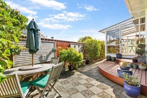 Photo of property in 1 Jay Street, Paparangi, Wellington, 6037