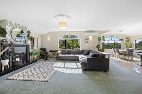 Photo of property in 4 Willow Place, Whalers Gate, New Plymouth, 4310