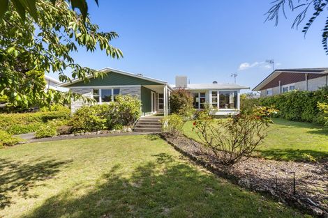 Photo of property in 8 Rakau Street, Havelock North, 4130