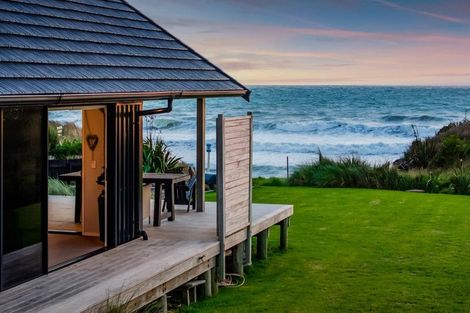 Photo of property in 288 Tai Road, Opunake, 4681